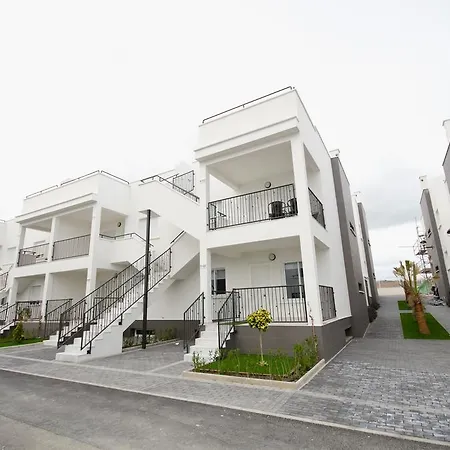 Апартаменты Vistabella Happy House Торевьиа